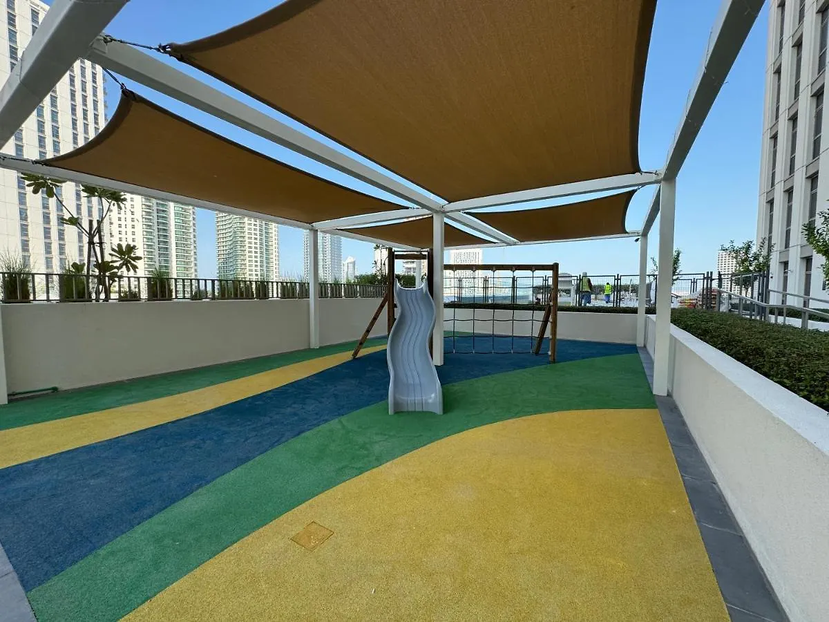 Lovely 2-Br At Reflection Tower Apartment Abu Dhabi