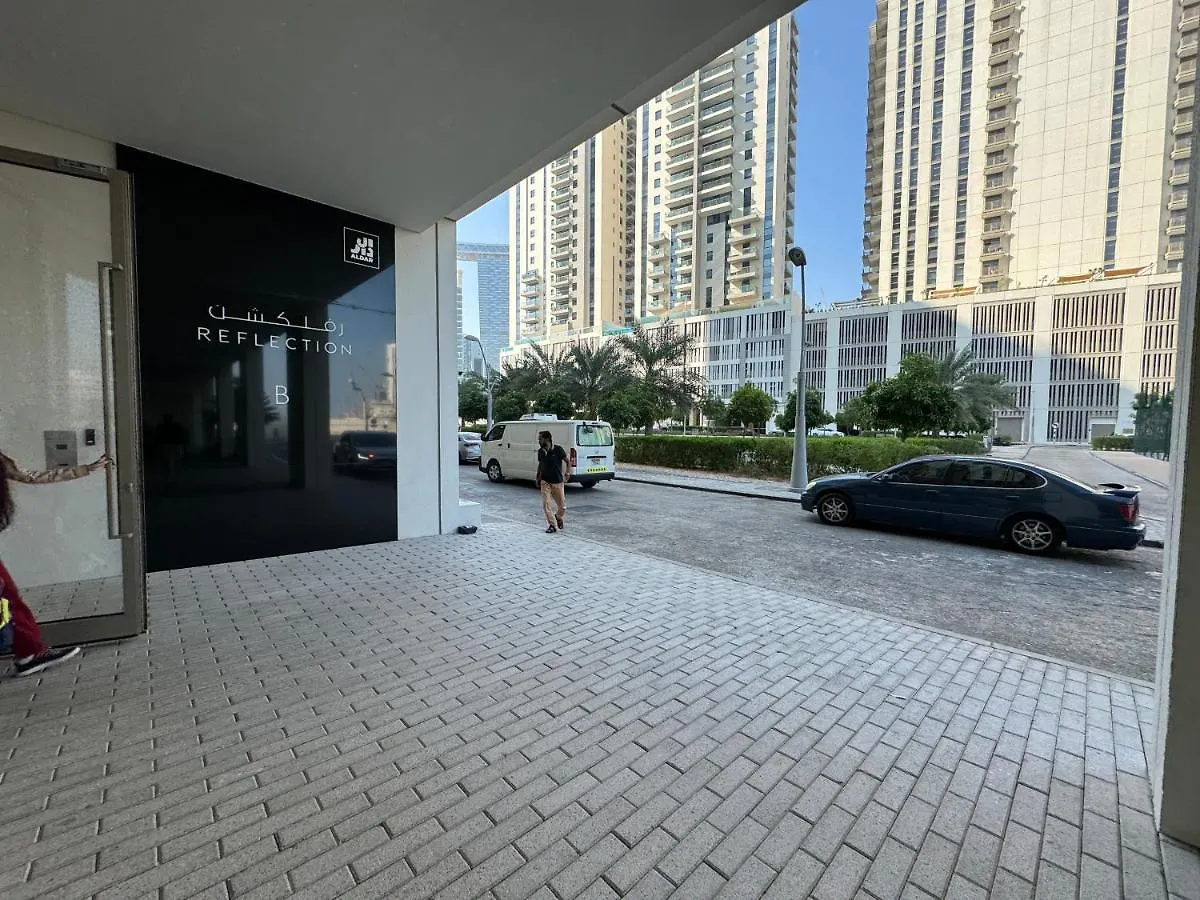 Lovely 2-Br At Reflection Tower Apartment Abu Dhabi